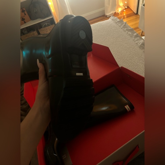 Worn one , hunter boots - Picture 4 of 5